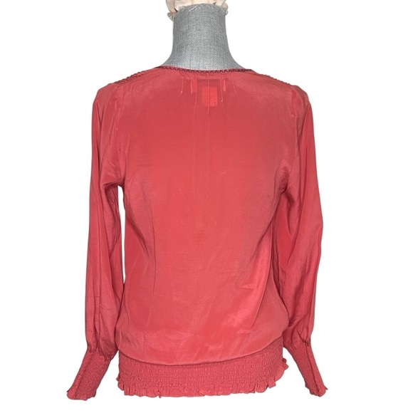 Primrose 100% Silk
Scoop Neck Blouse -
Coral Rose size XS - Picture 5 of 13